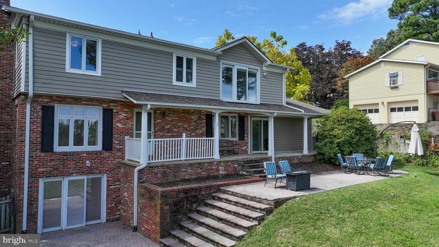 1100 Broadview Drive, Annapolis