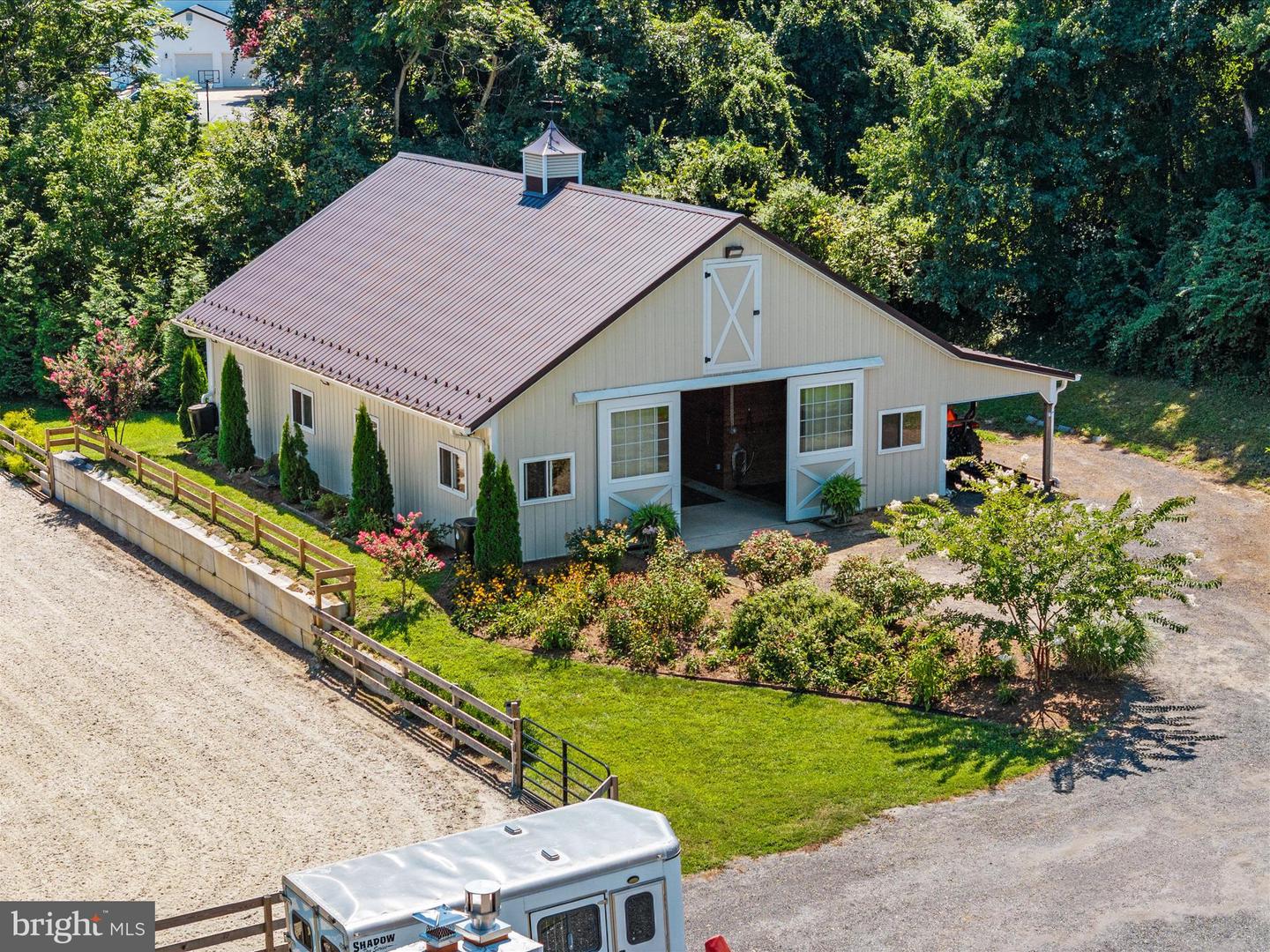 4671 Solomons Island Road, Harwood