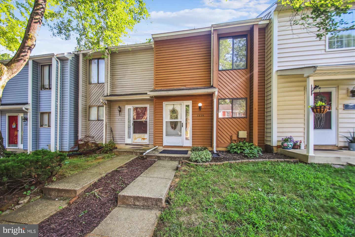 1518 Winterberry Drive, Arnold
