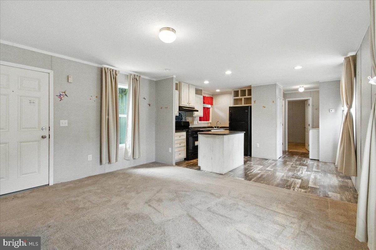 99 Mary Lou Drive, Lothian