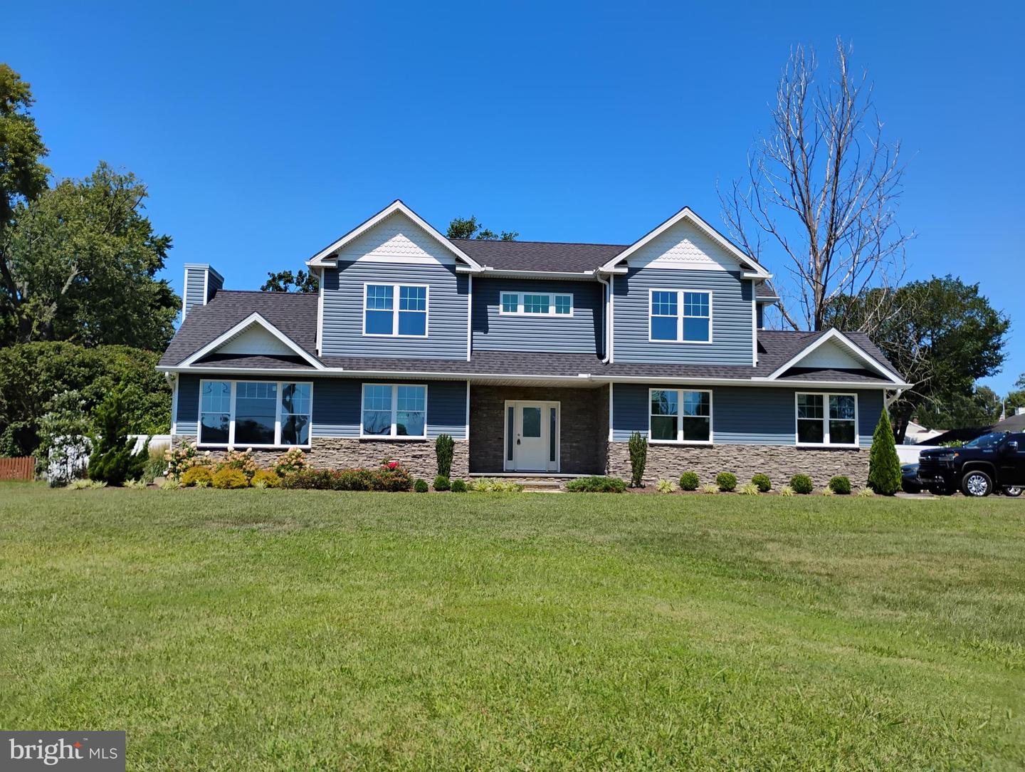 342 Beach Avenue