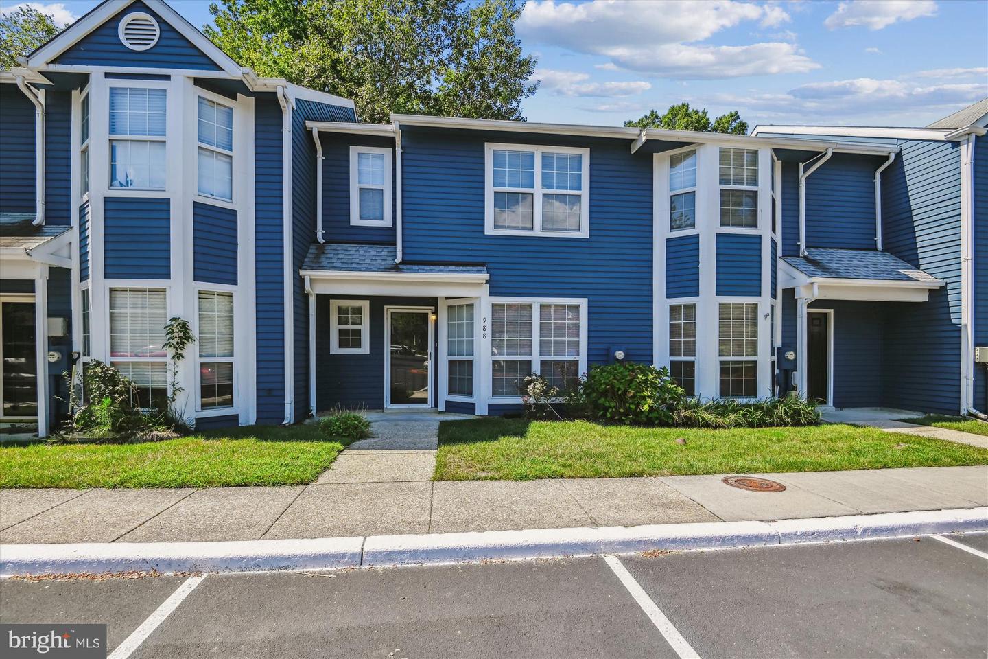 988 Breakwater Drive, Annapolis
