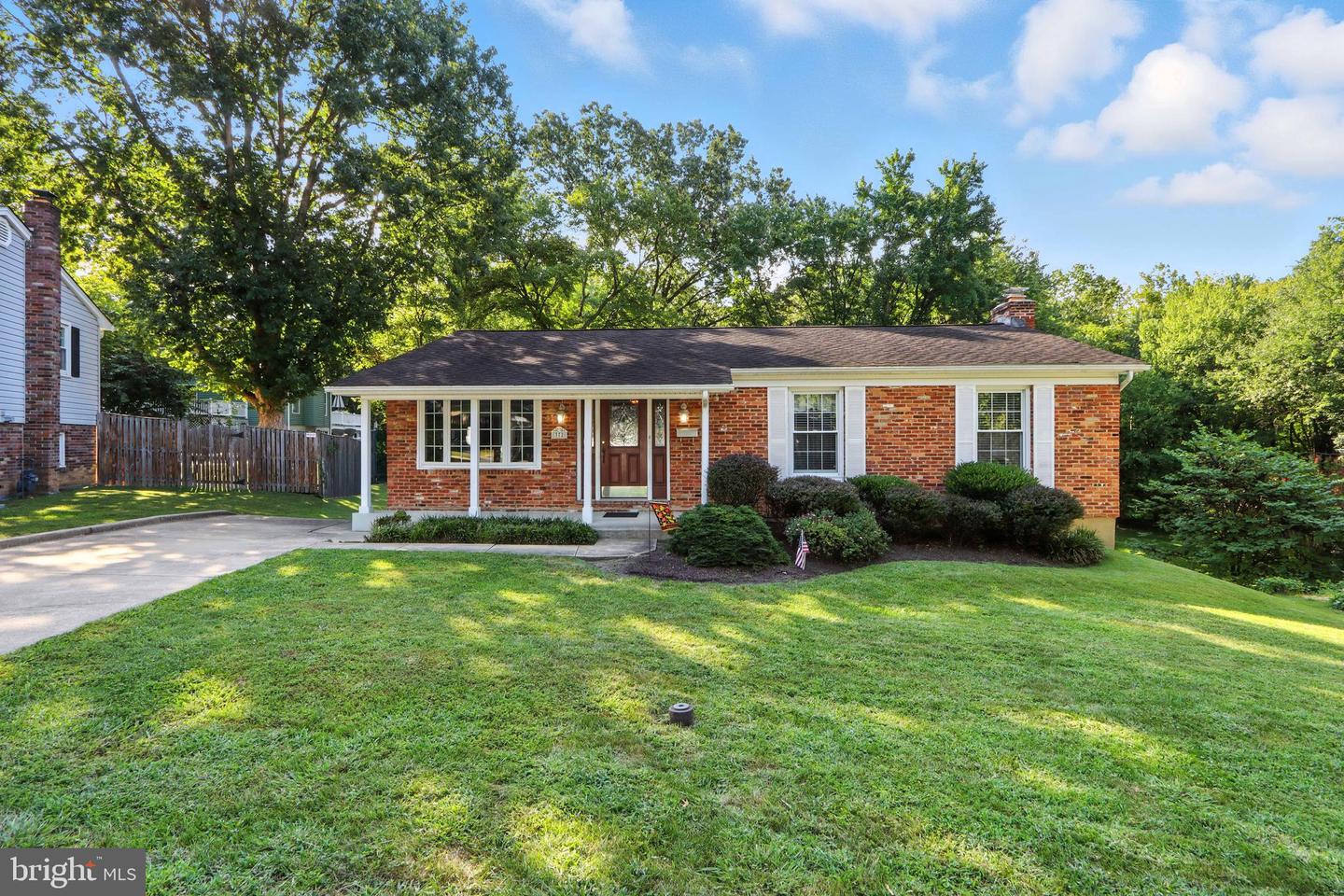 372 Centerhill Avenue, Linthicum Heights