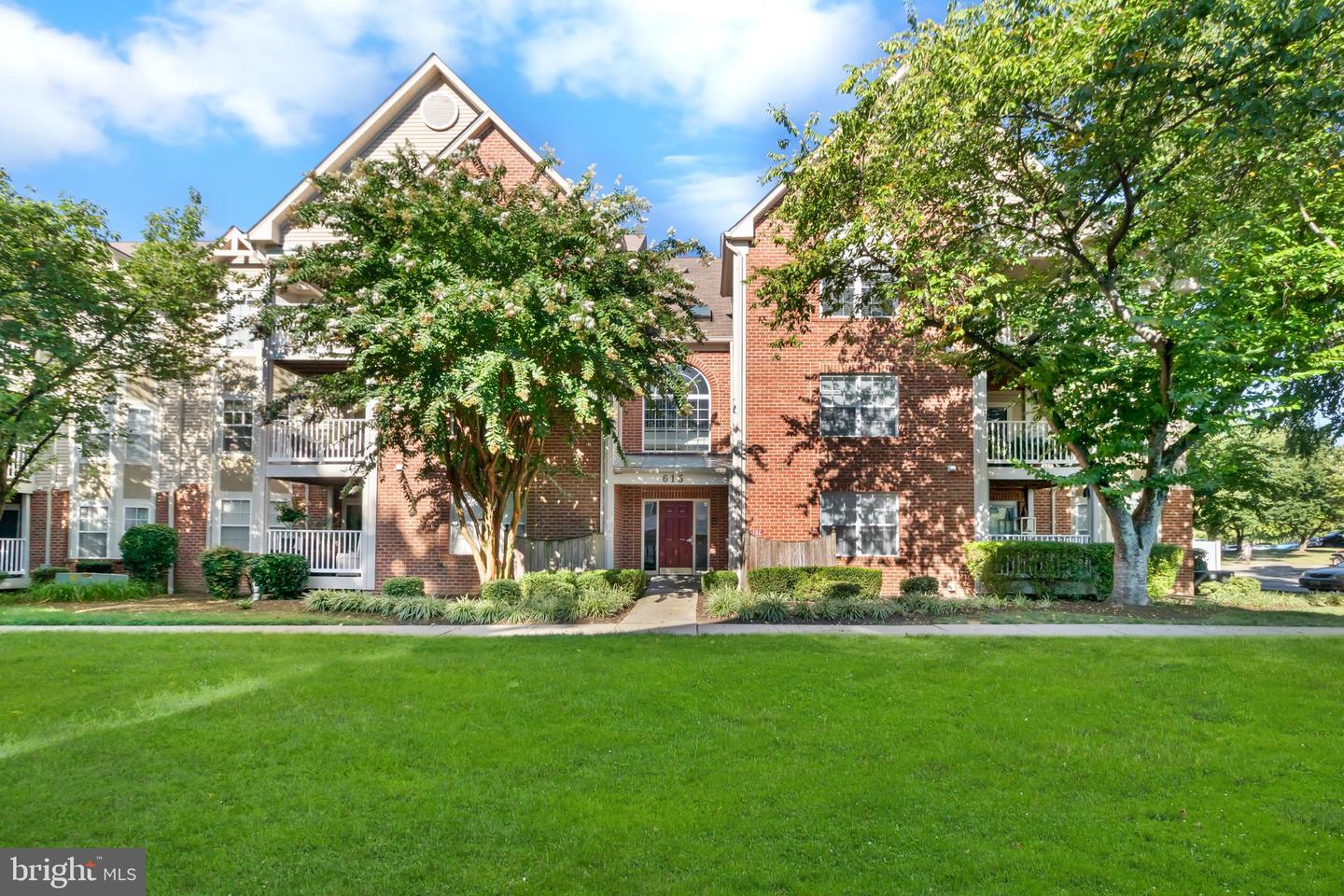 615 Admiral Drive #306, Annapolis