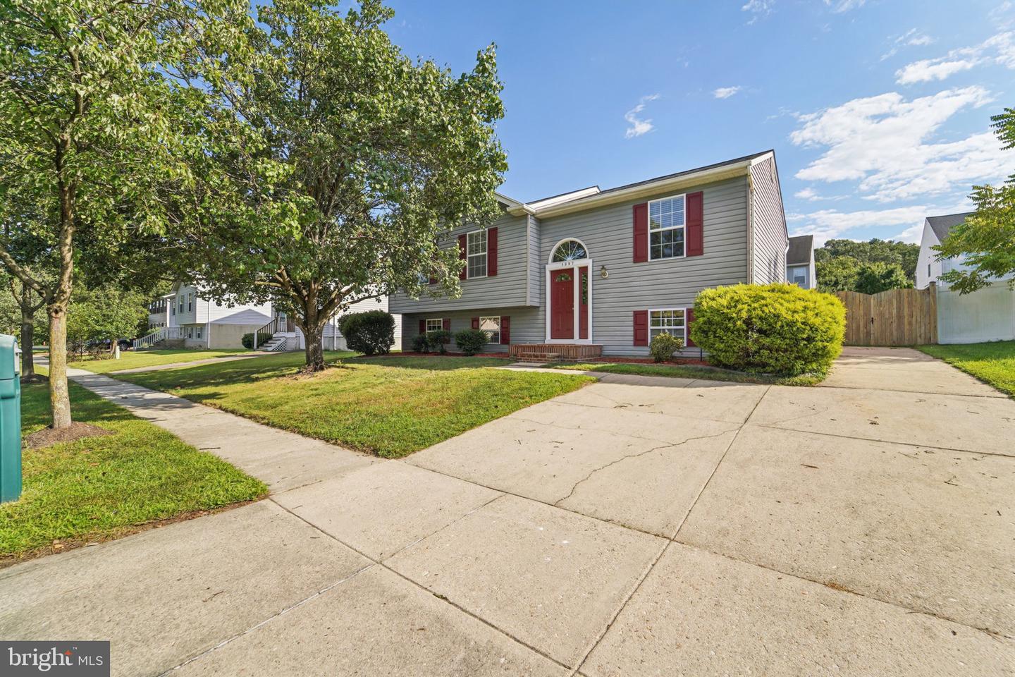 1397 Graham Farm Circle, Severn