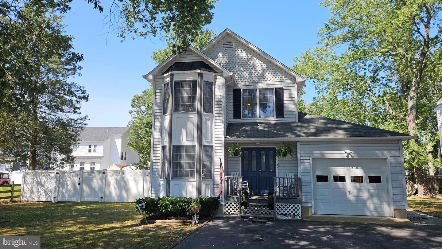 1192 Oak Avenue, Shady Side