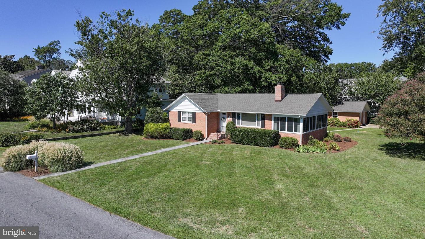 93 Bay Drive, Annapolis