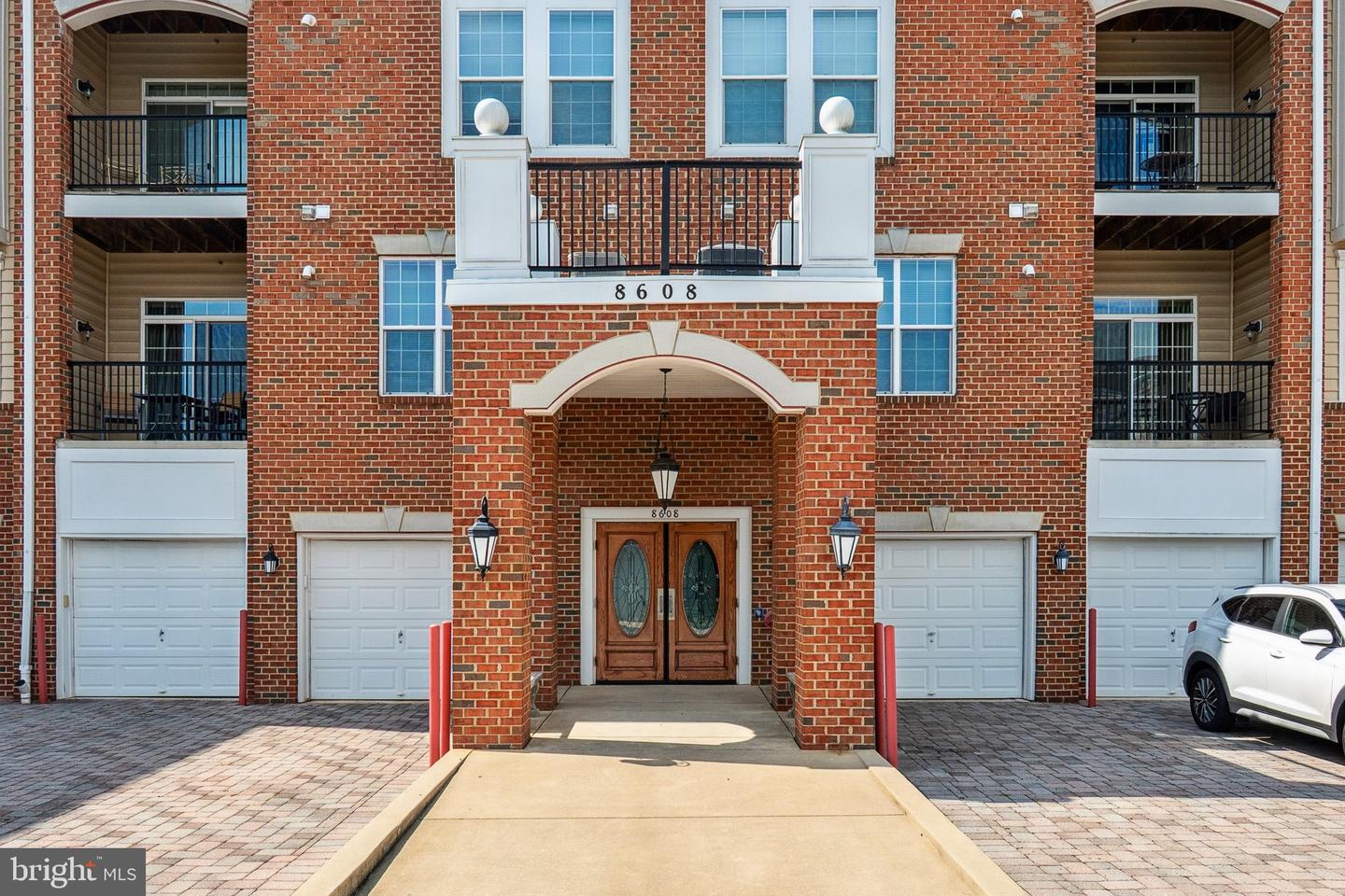 8608 Wandering Fox Trail #303, Odenton