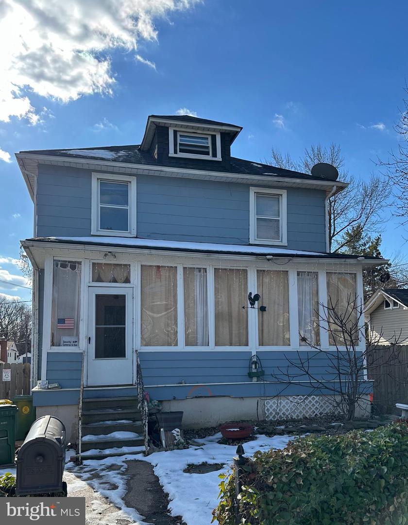 211 Hillcrest Avenue, Baltimore