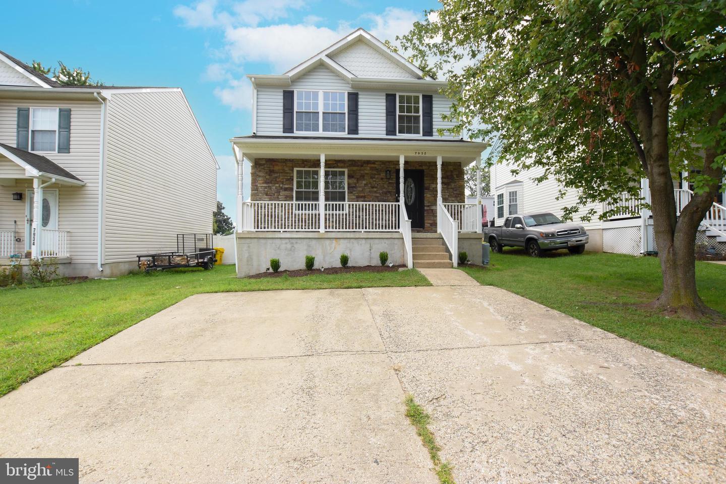 7932 E End Drive, Baltimore