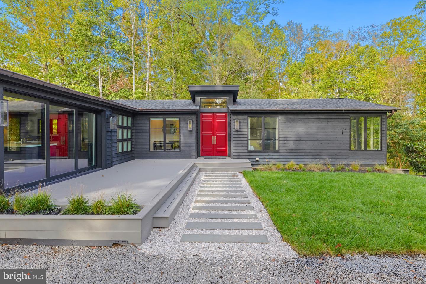 4921 Muddy Creek Road, West River