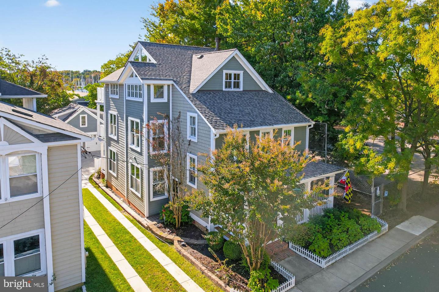 215 Chester Avenue, Annapolis