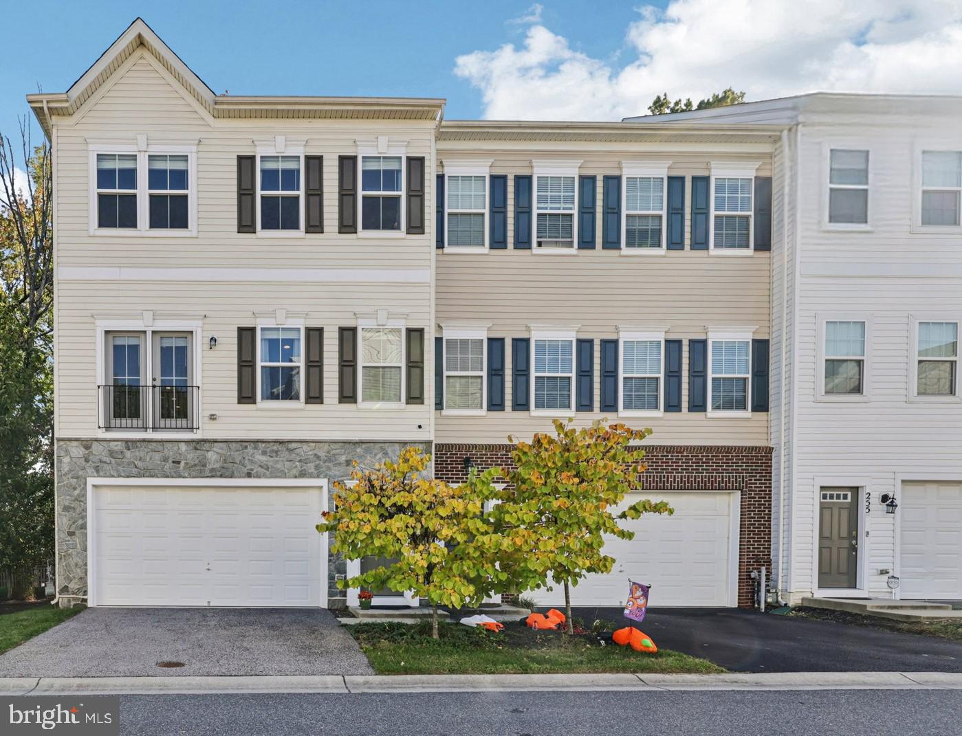 251 Oakview Village Drive, Glen Burnie