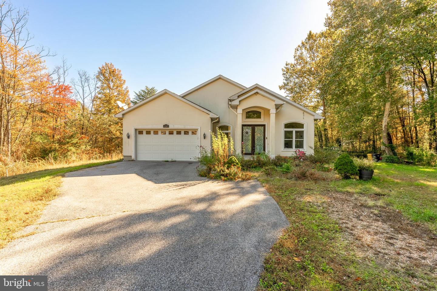 1207 Thompson Avenue, Severn