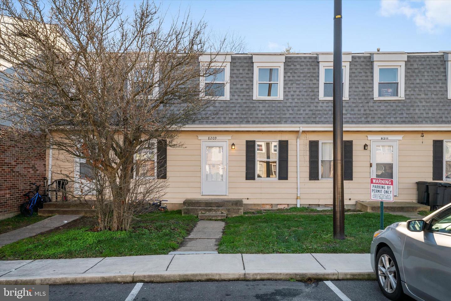 8209 Coatsbridge Court, Severn