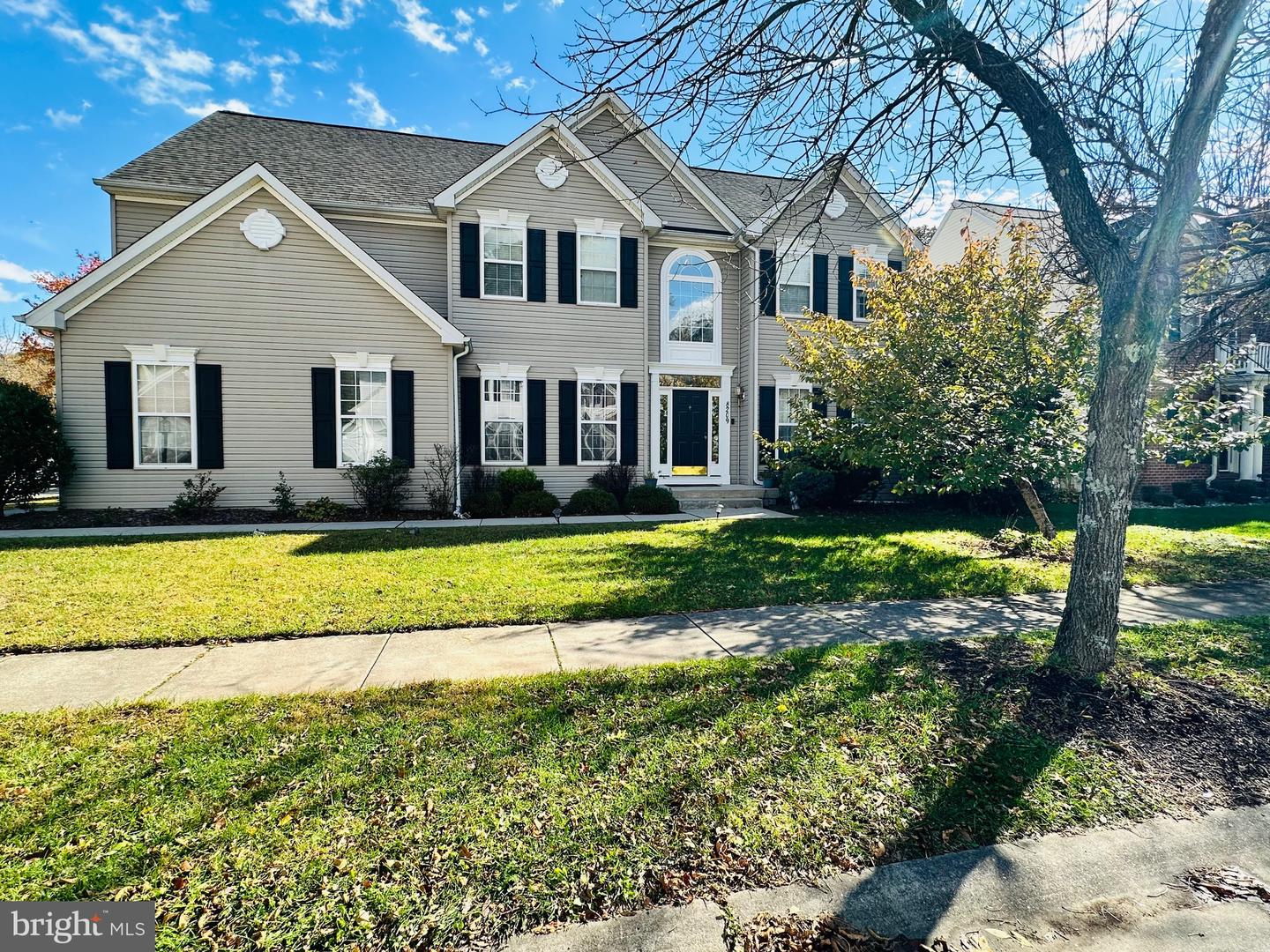 8209 Whitebark Lane, Severn