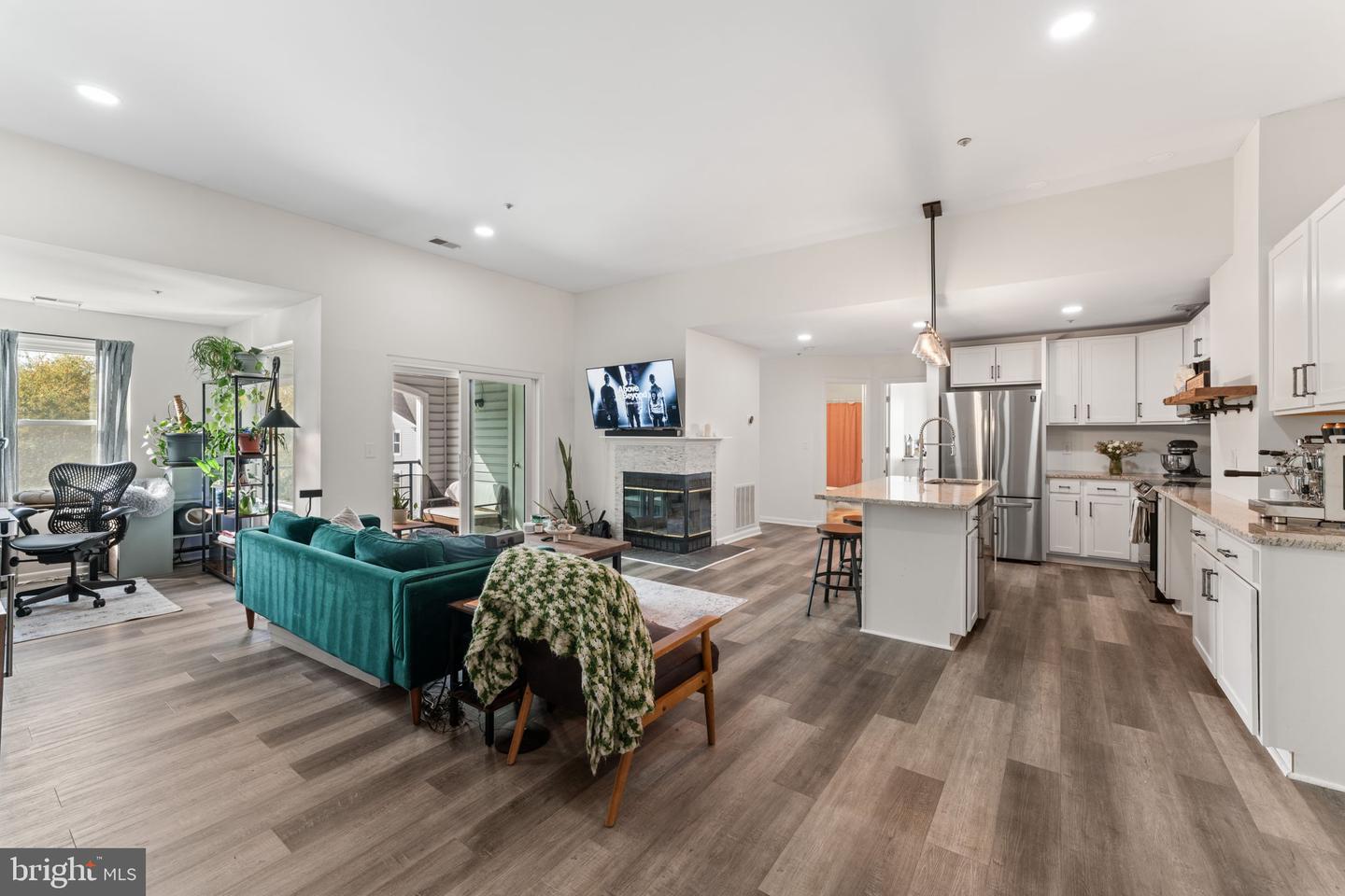10 Greystone Court #i, Annapolis
