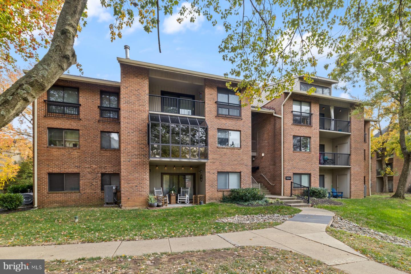 304 Hilltop Lane, Annapolis