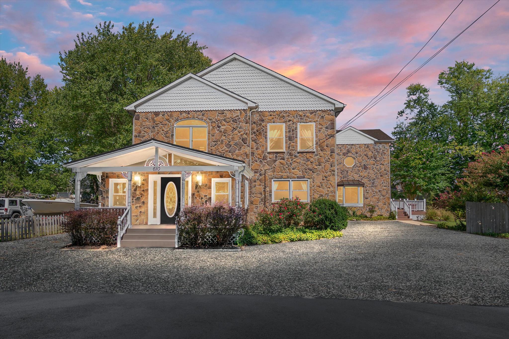 610 E Marshall Avenue, Deale