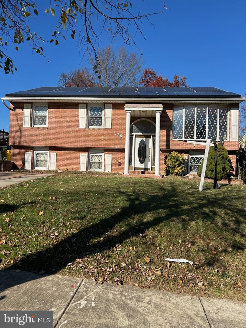 176 Morris Court