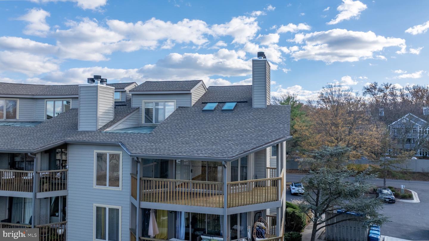 2106 Chesapeake Harbour Drive #202