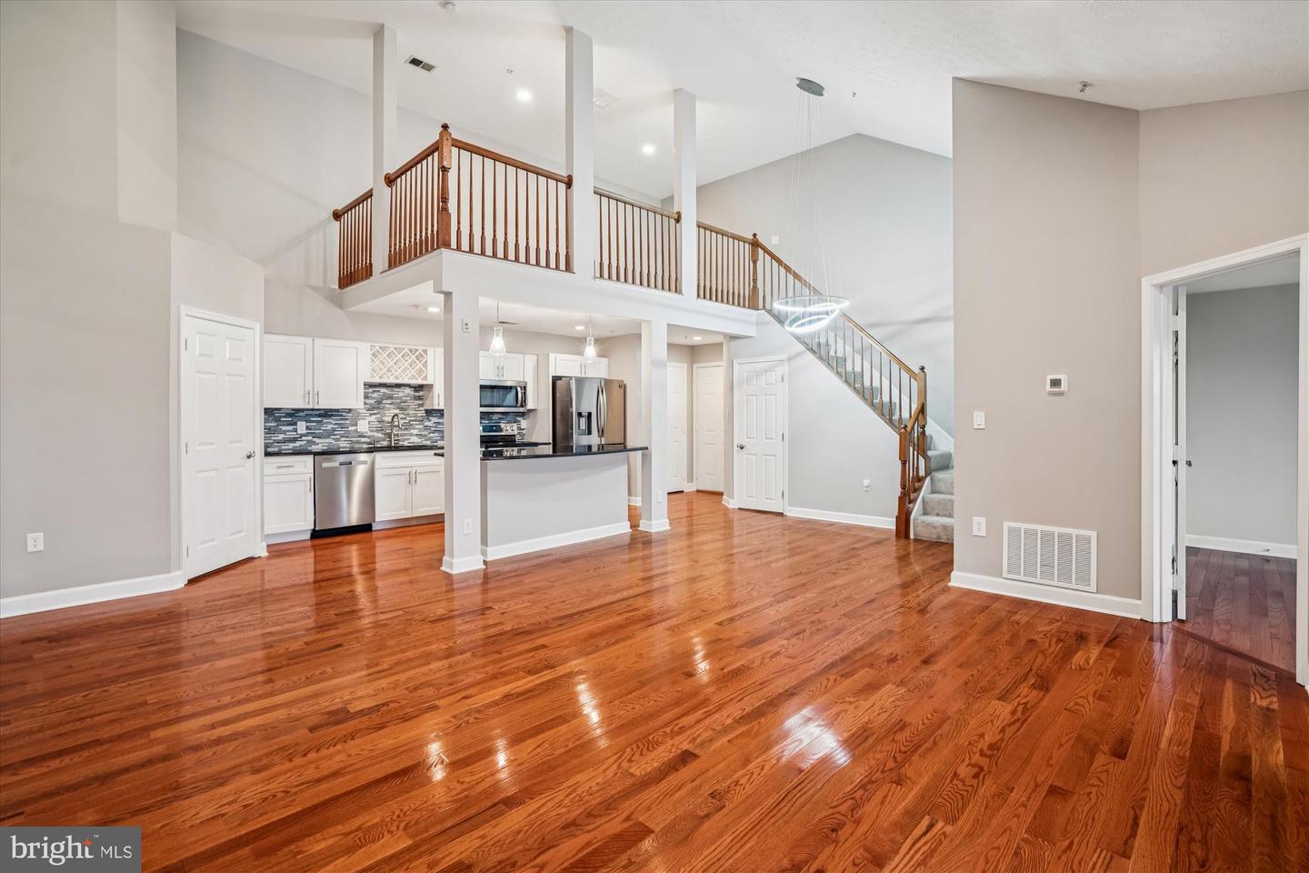 629 Admiral Drive #h8-305, Annapolis
