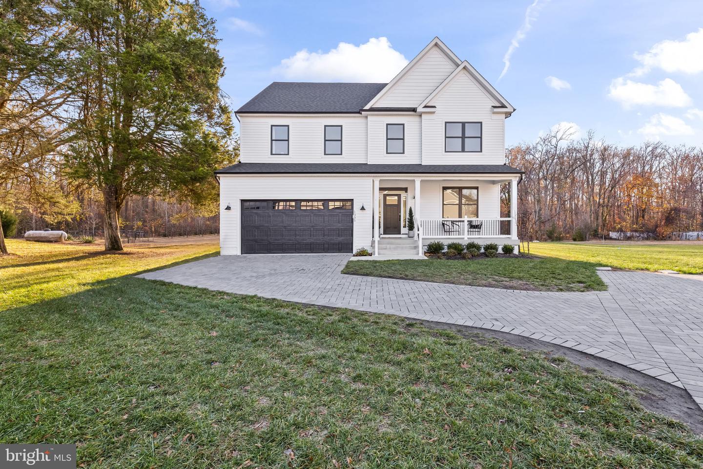 1305 Dark Horse Court, Edgewater