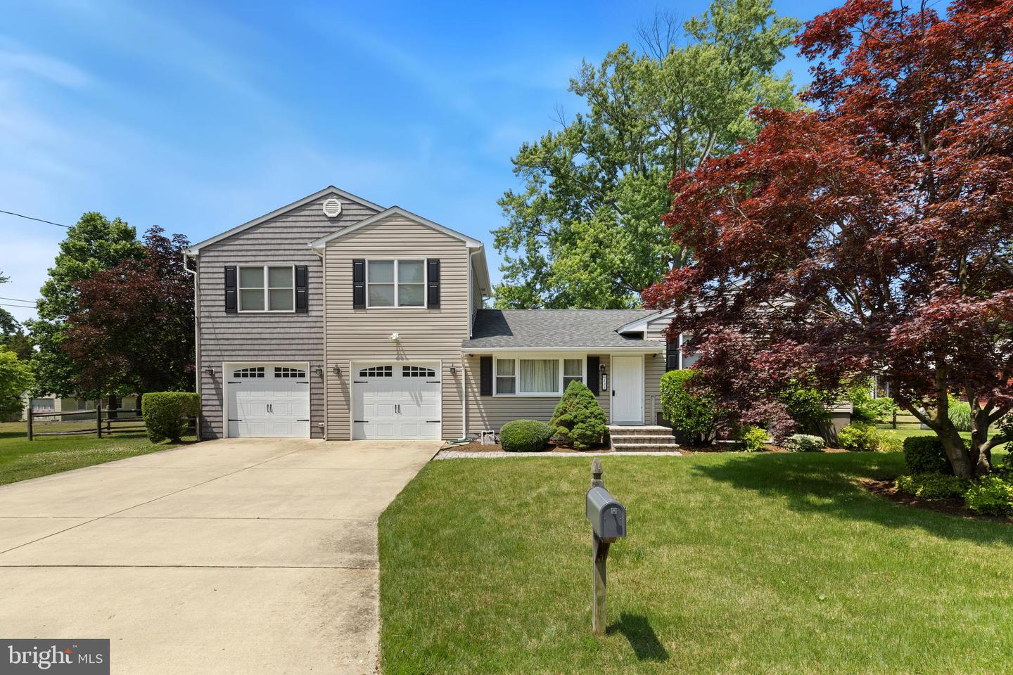 133 Valley View Avenue, Edgewater