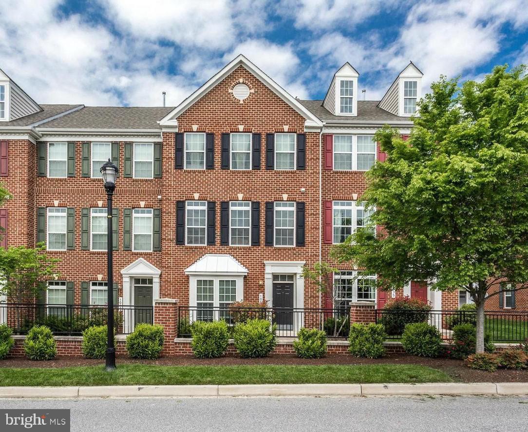 1017 Ironwood Lane, Hanover