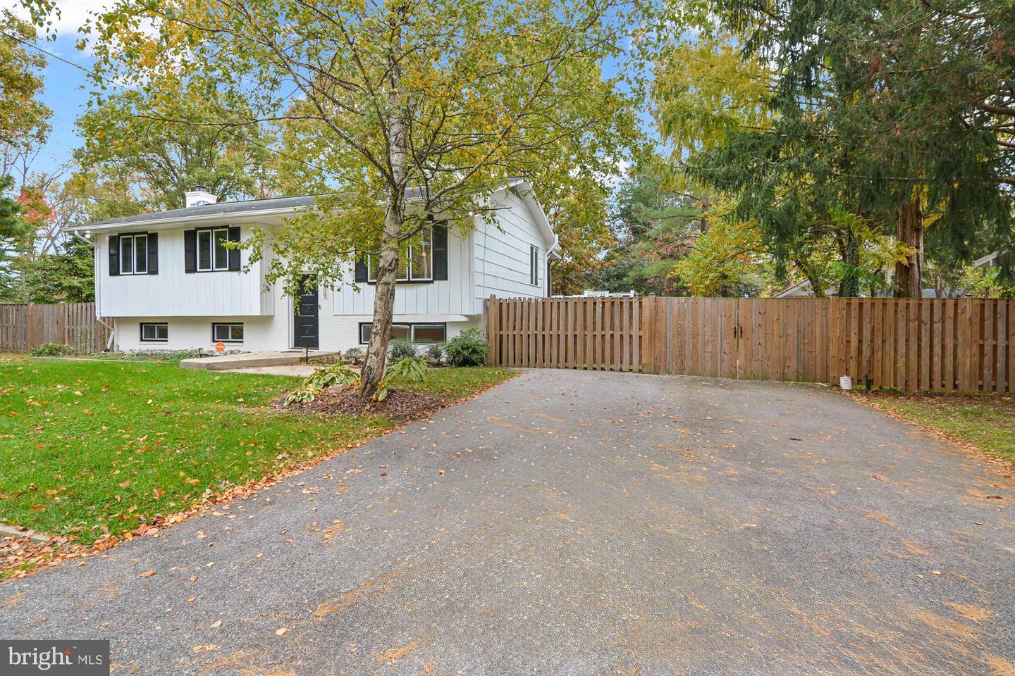 2709 Parkview Drive, Riva