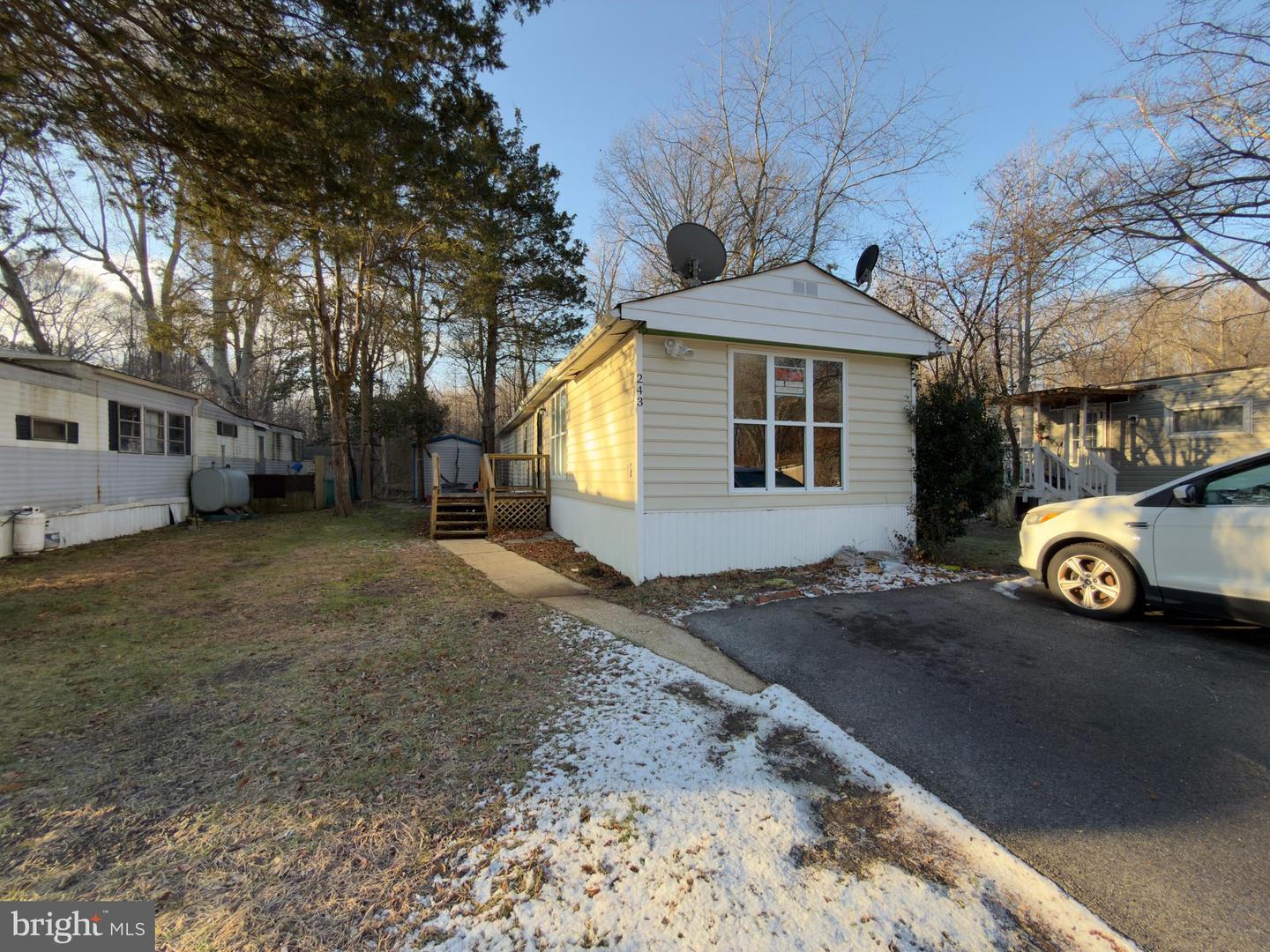 243 Jaguar Drive, Lothian