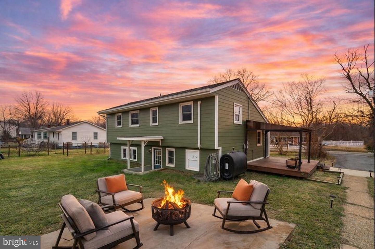226 Maryland Way, Edgewater