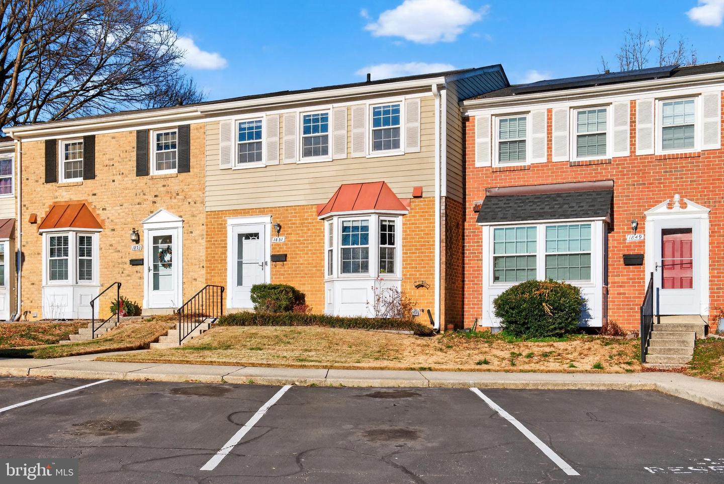 1851 Foxdale Court, Crofton
