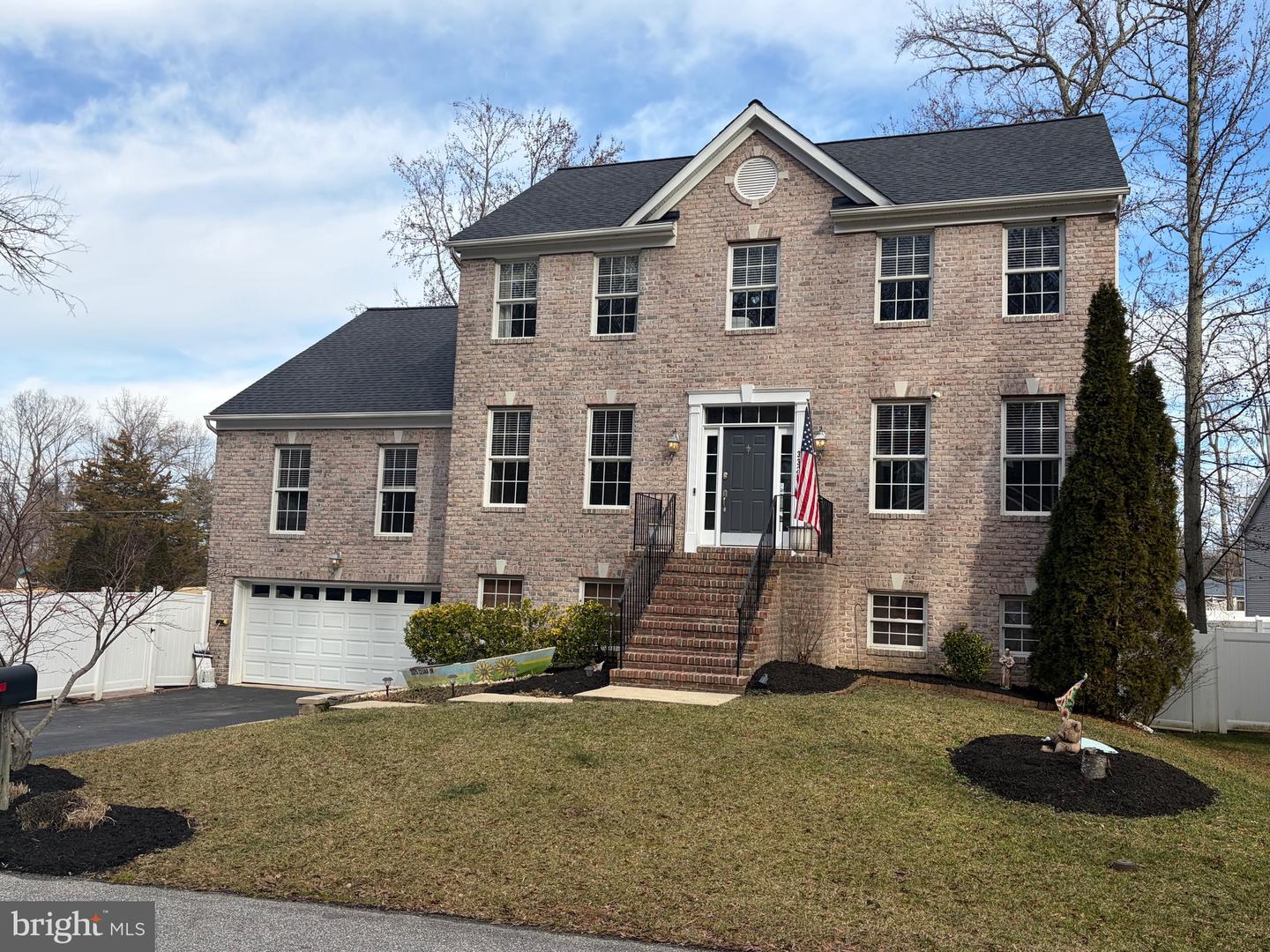 3325 Cedar Drive, Edgewater