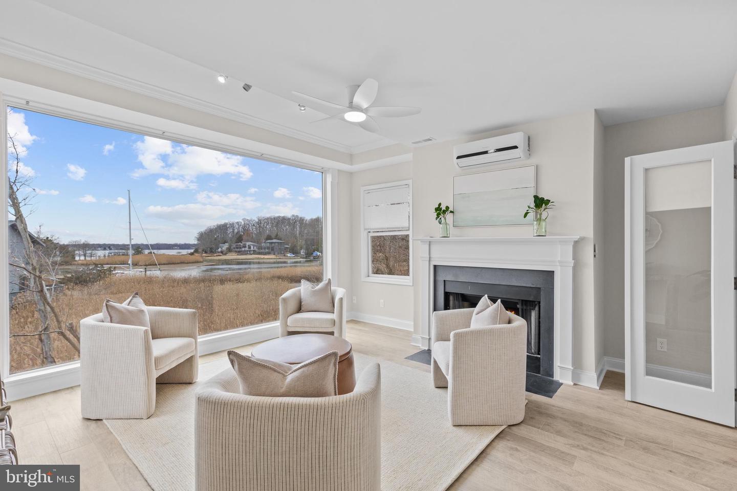 133 Lake View Drive, Annapolis