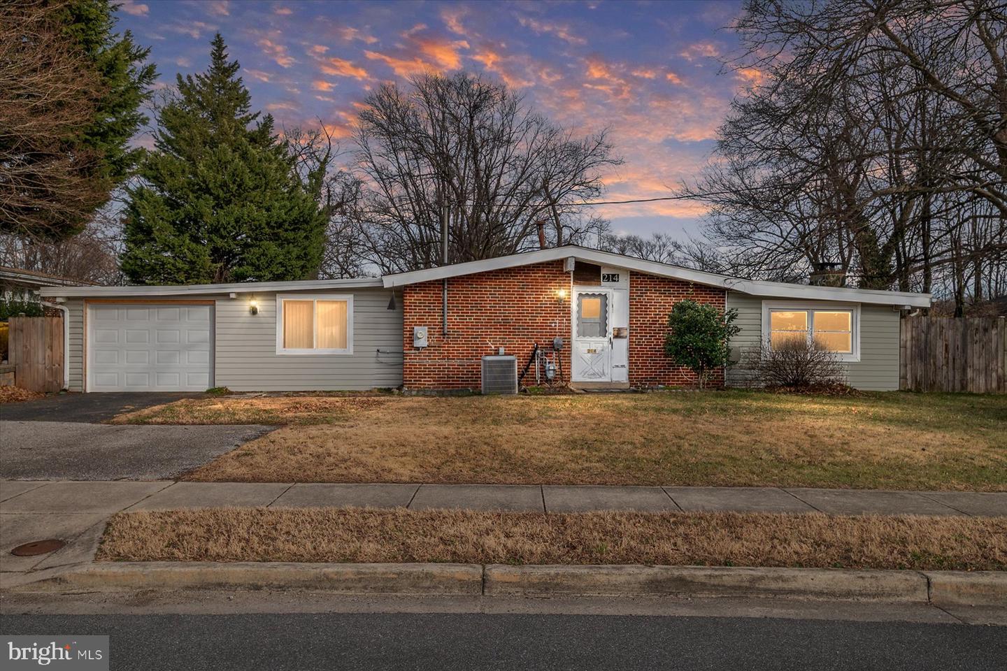 214 Saint James Drive, Glen Burnie