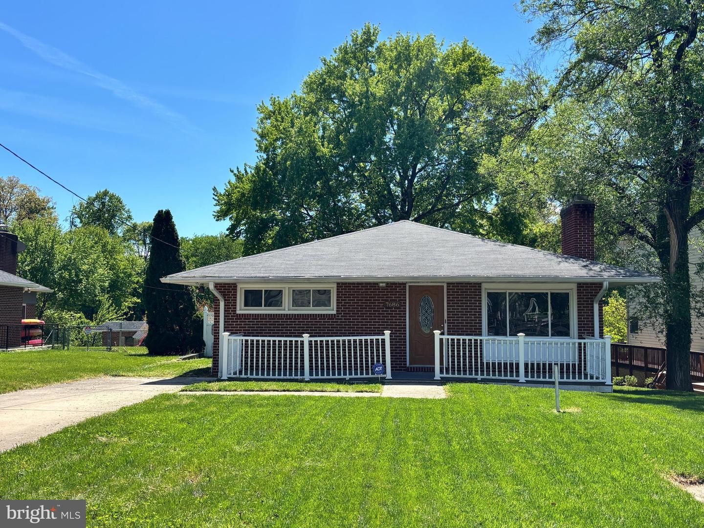 7686 Briar Lane