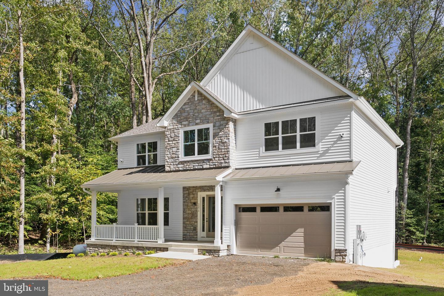 3276 Riva Road, Riva