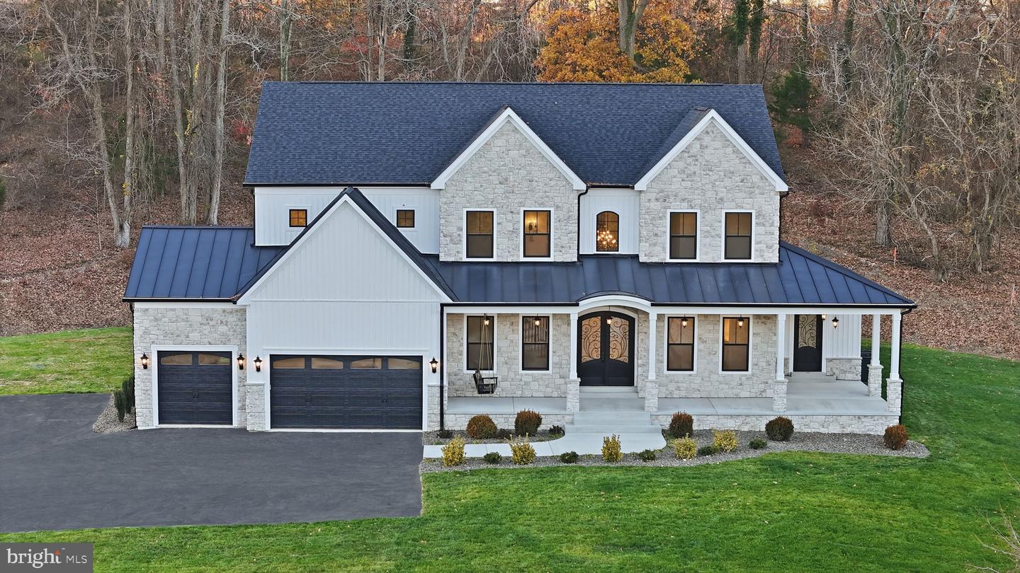3906 Jiggsy Court, Edgewater