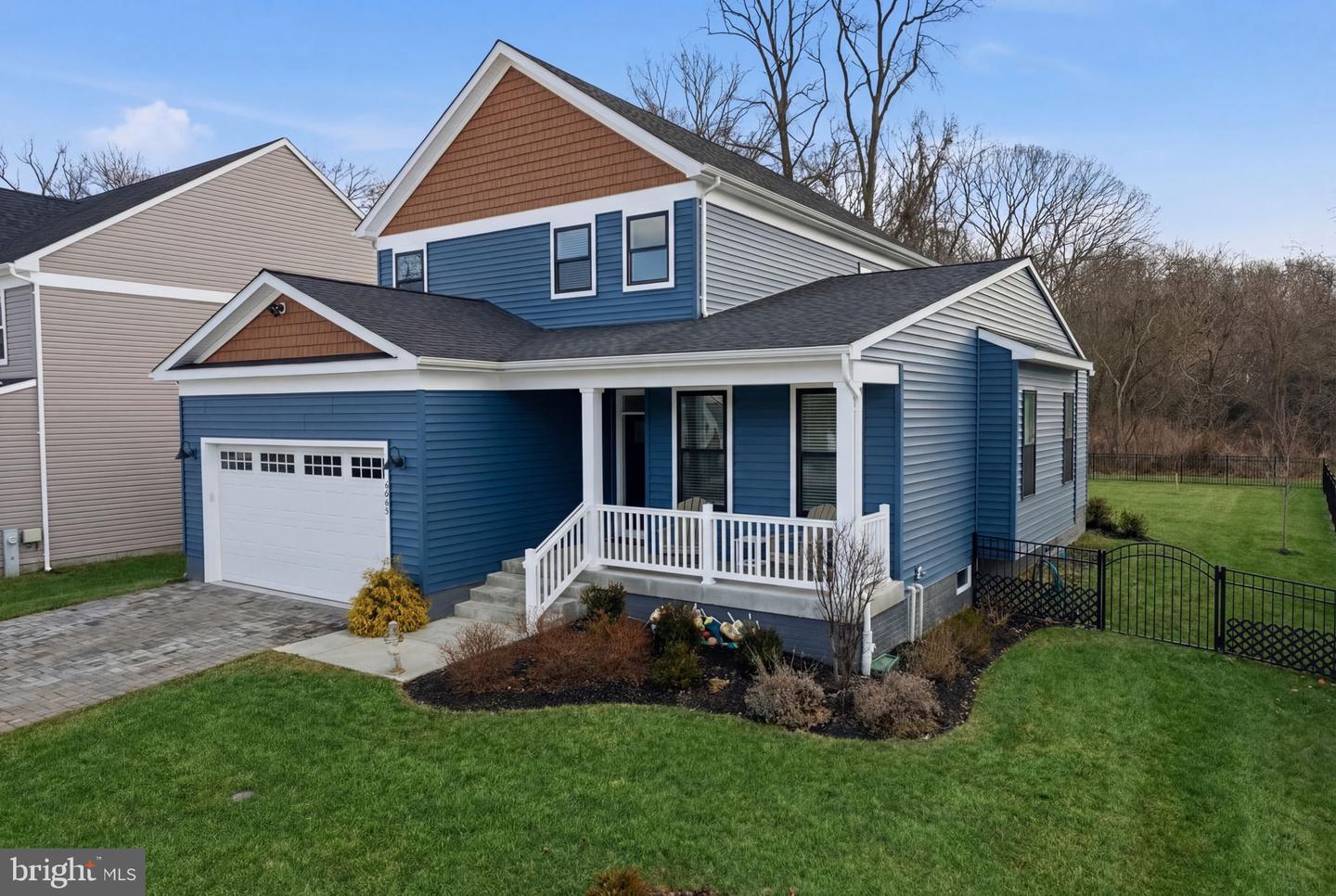 4005 Dark Horse Way, Edgewater