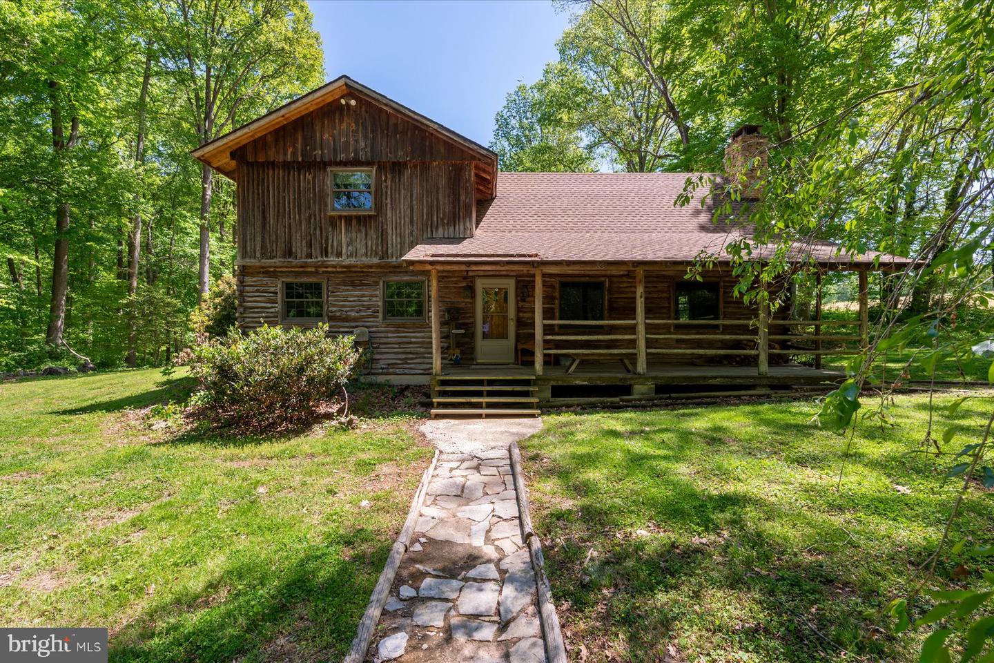 5742 Brooks Woods Road