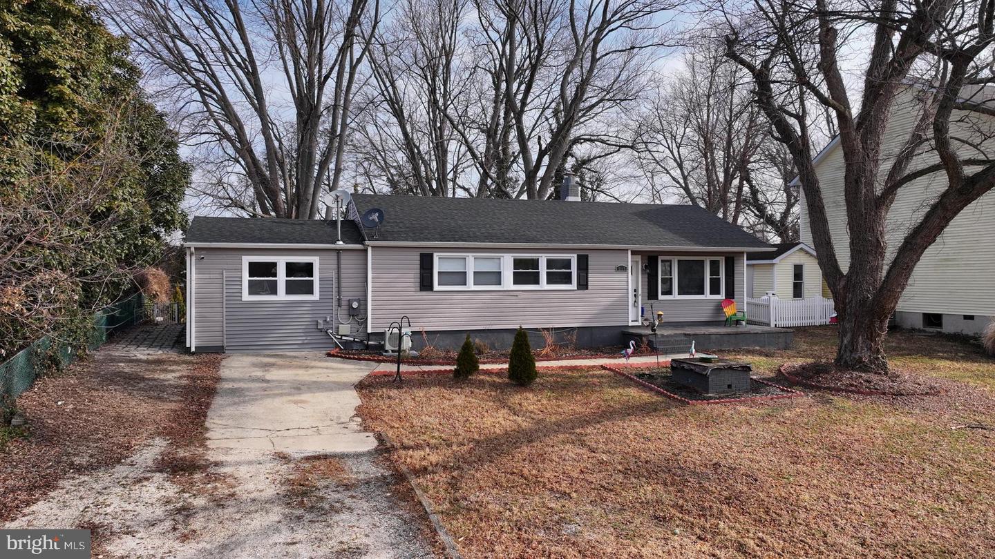 1110 Murray Drive, Edgewater