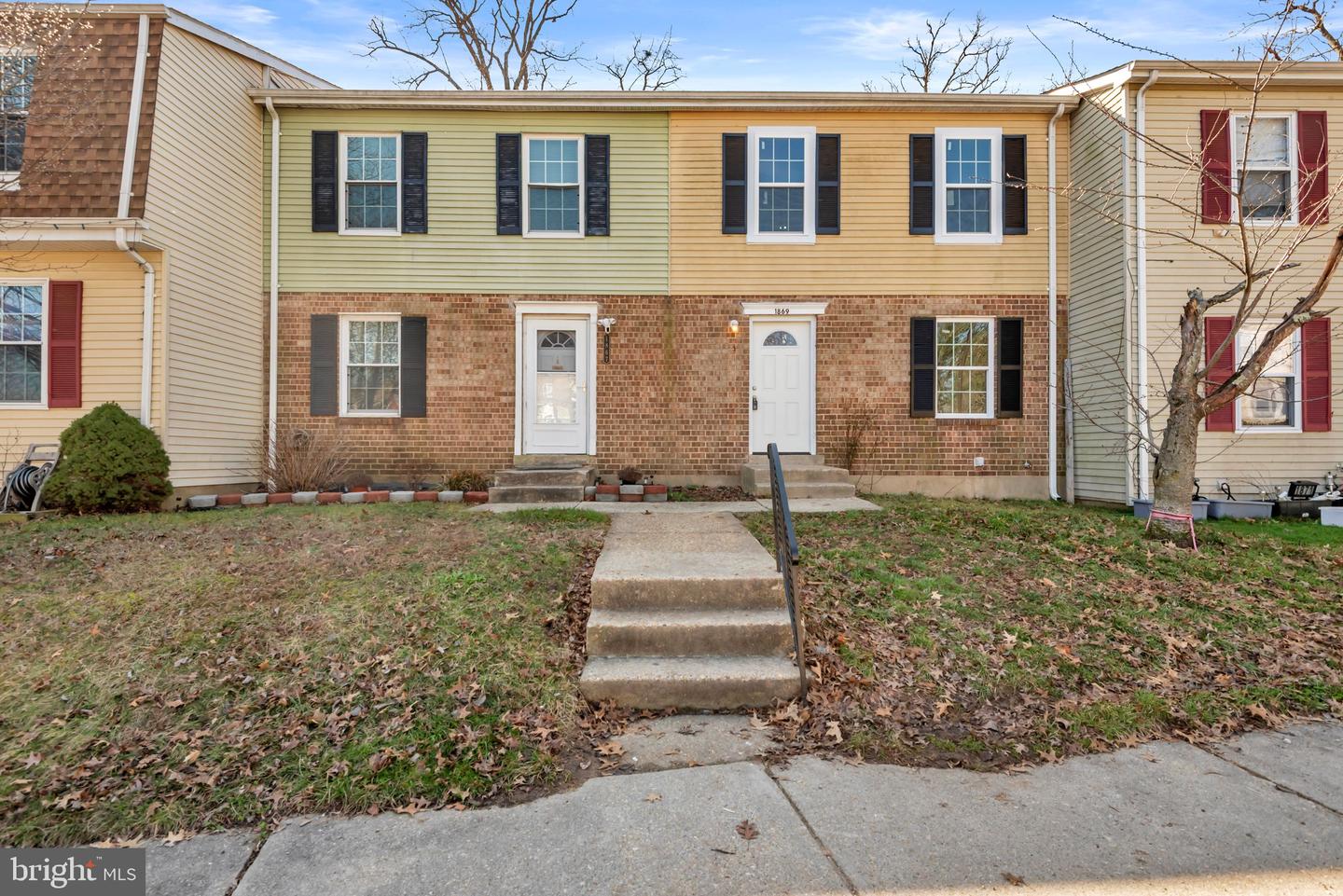 1869 Robin Court, Severn