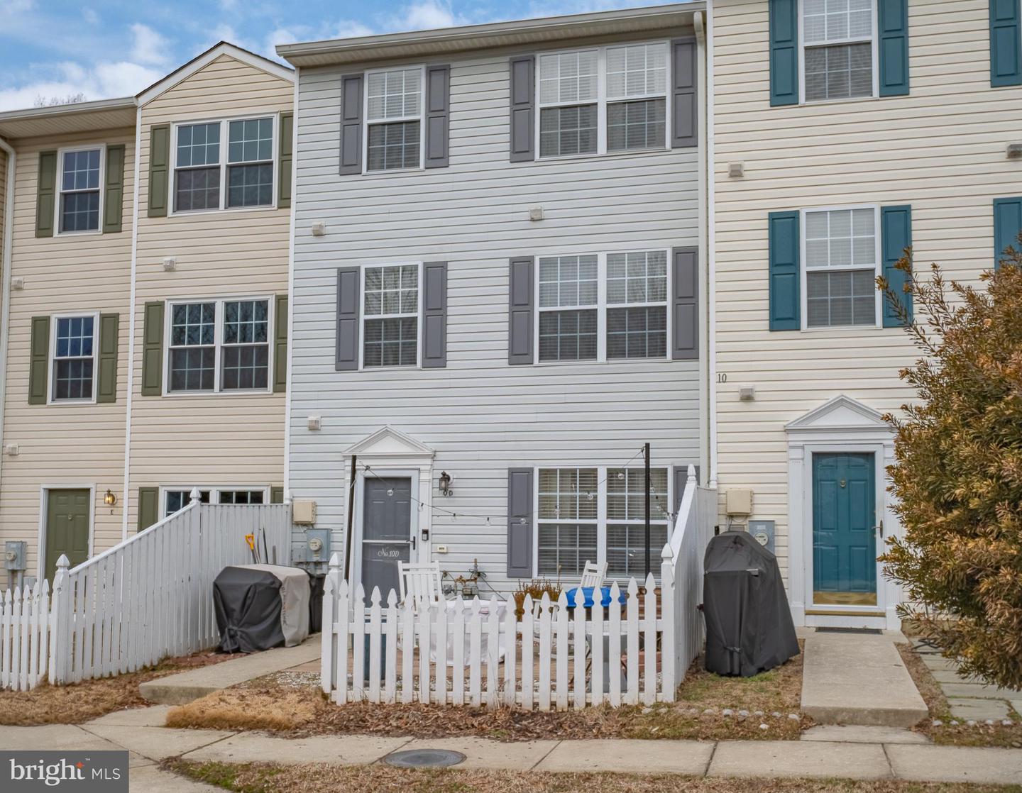 10 Ironstone Court #d, Annapolis