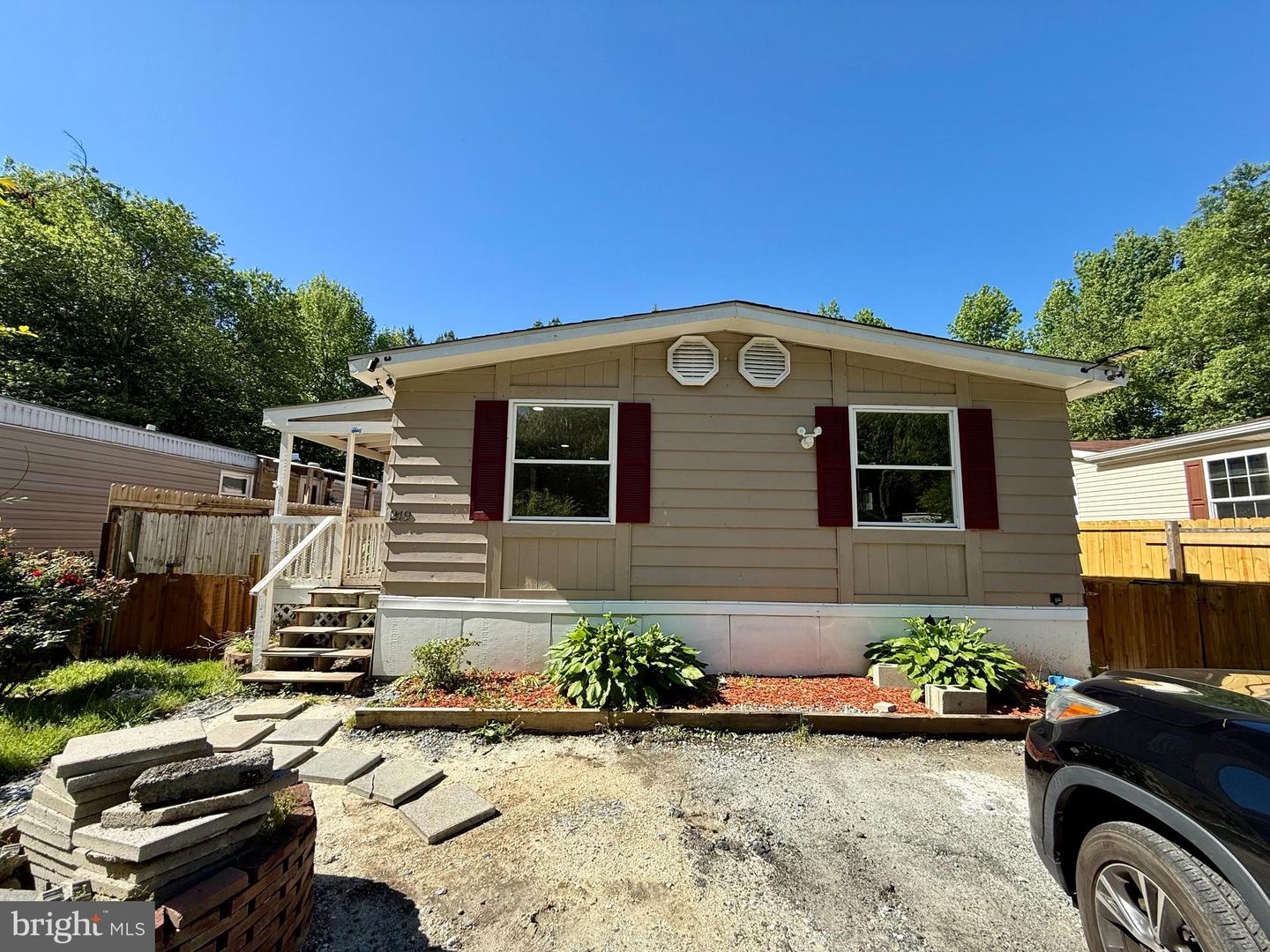 249 Jaguar Drive