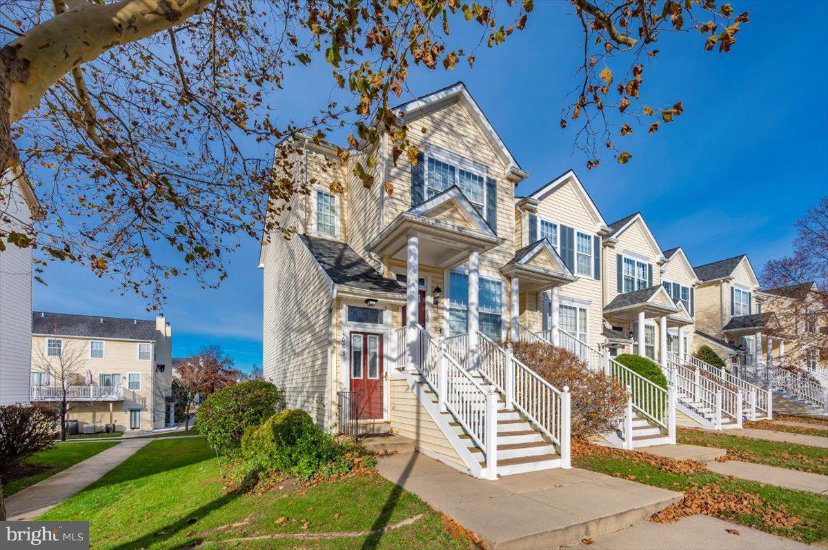 1683 Fallowfield Court, Crofton