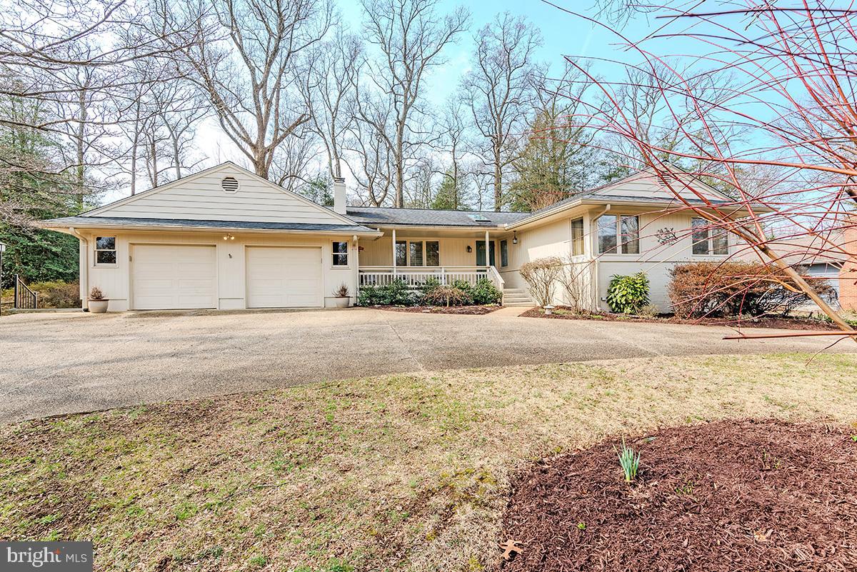 1838 Lindamoor Drive, Annapolis