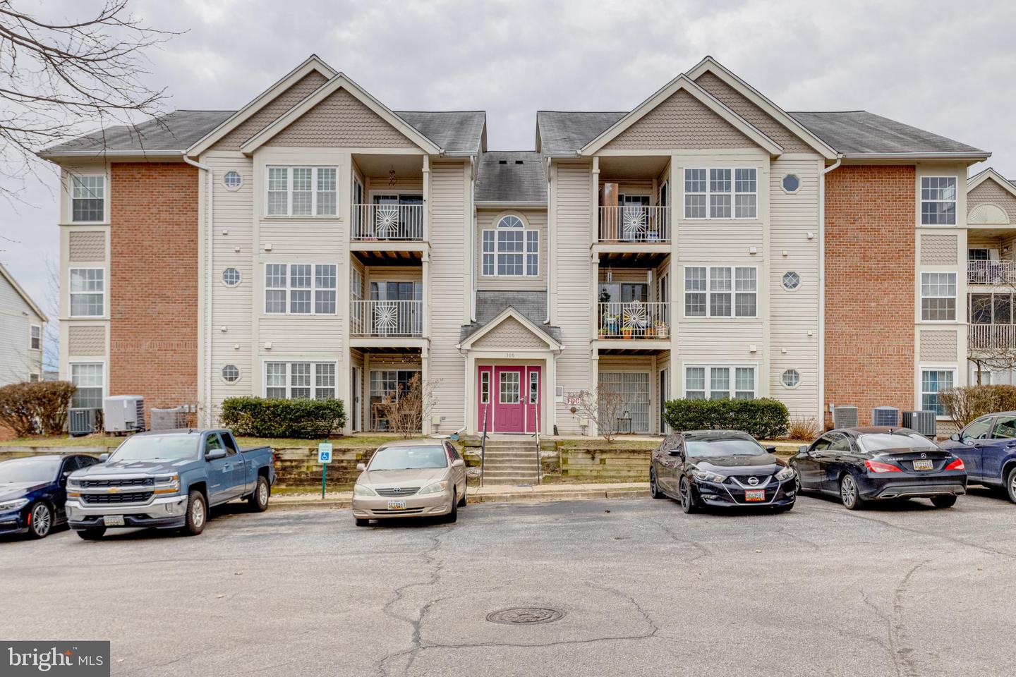 306 Blue Water Court #301, Glen Burnie