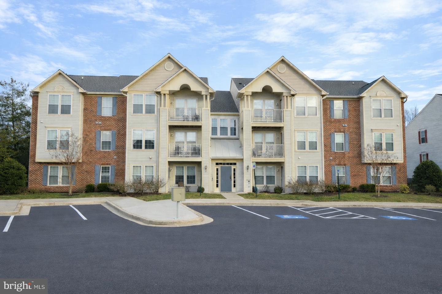 687 Winding Stream Way #304, Odenton