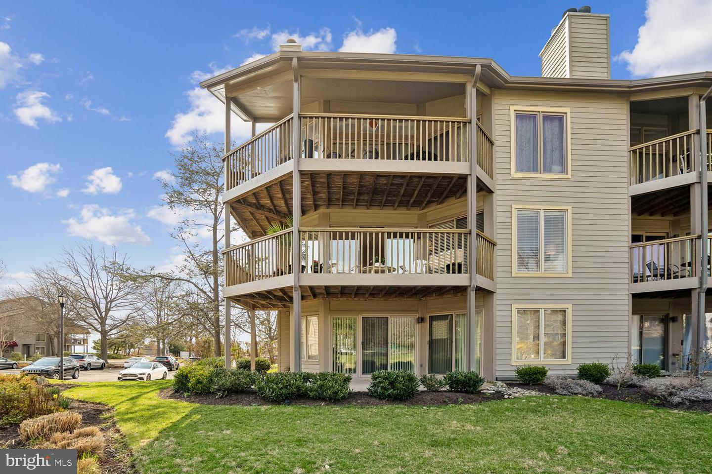 2110 Chesapeake Harbour Drive #101